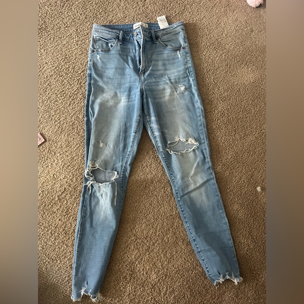 Abercrombie High Rise Super skinny